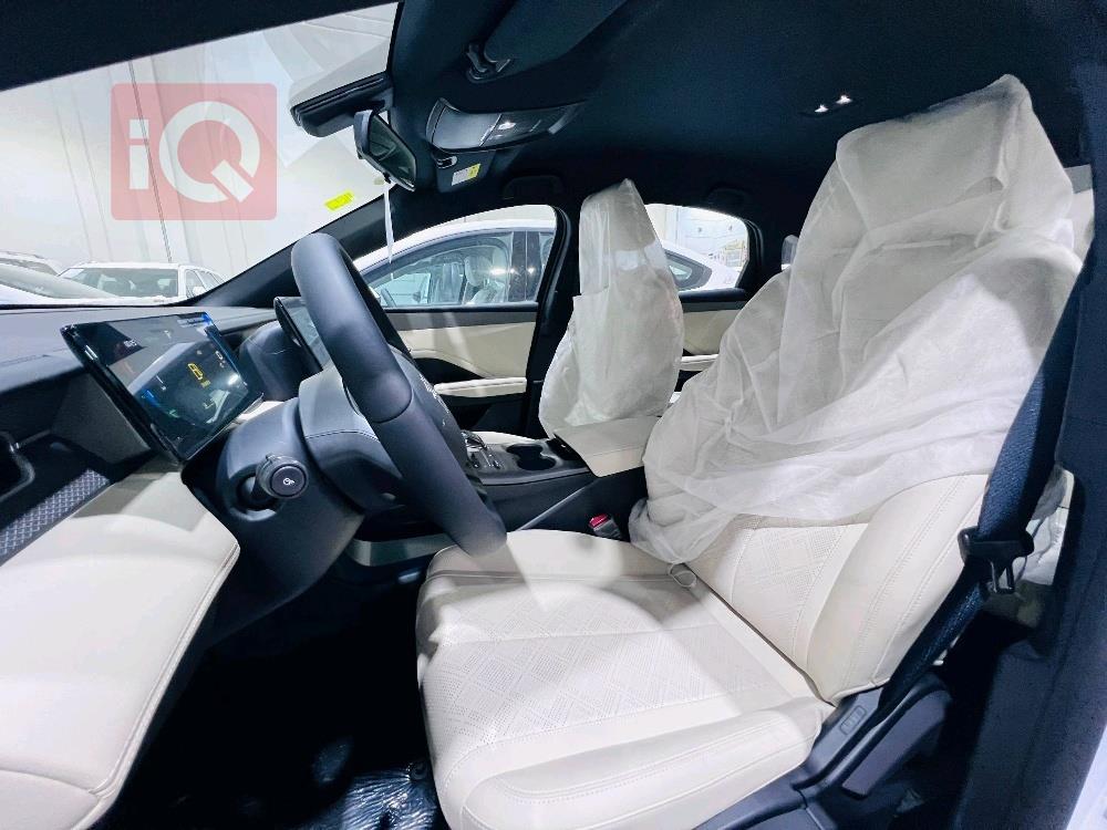 بي واي دي Qin Plus